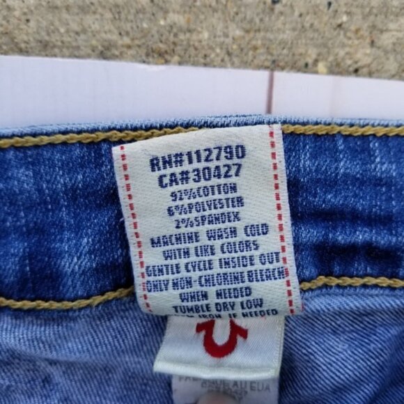 True Religion bootcut faded jeans (26) - Picture 4 of 7